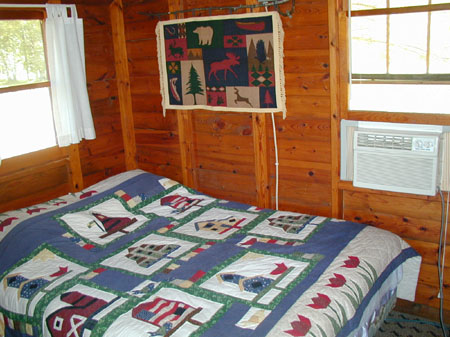 minneosta cabin bedroom